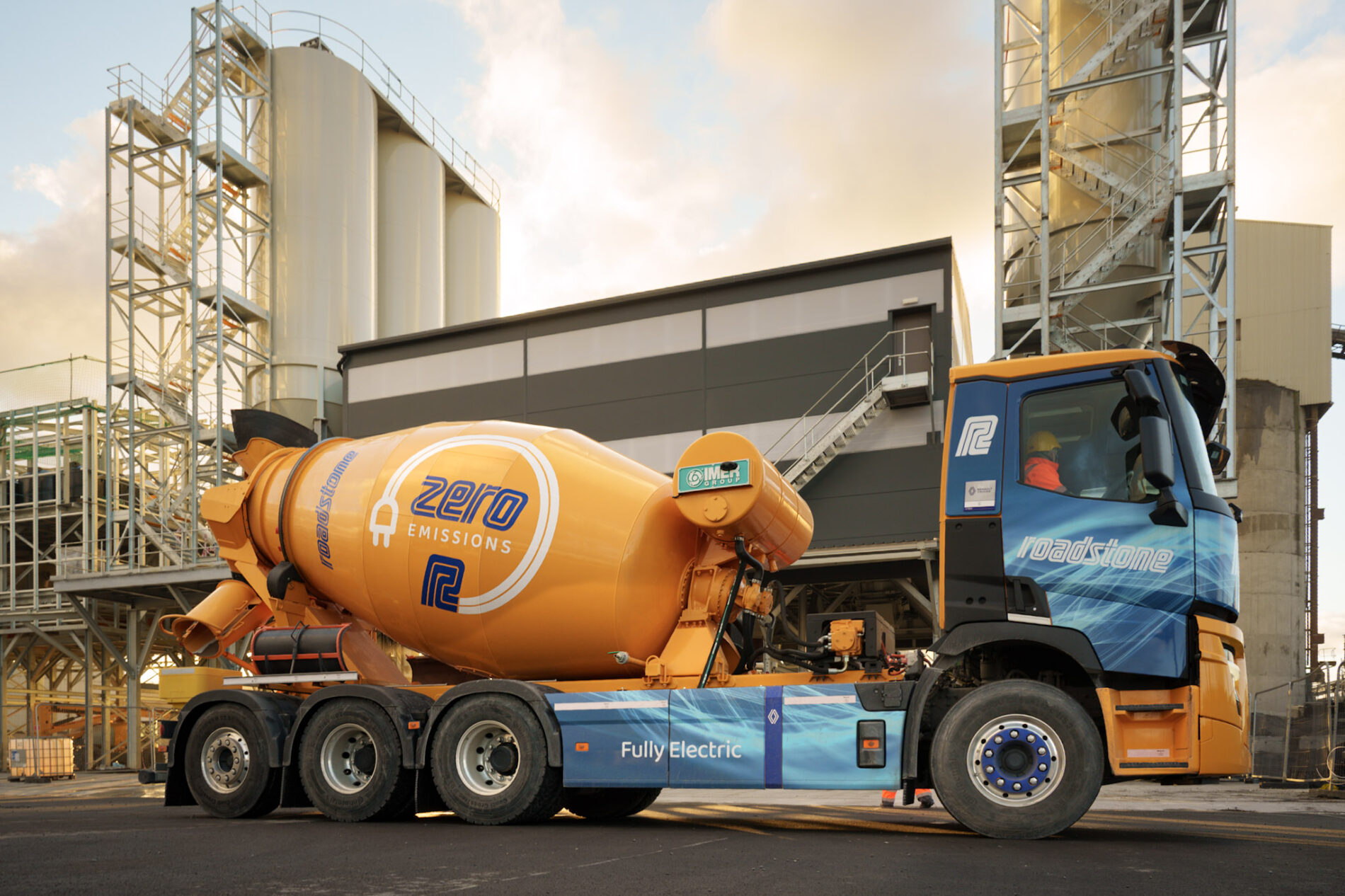Roadstone’s first ready-mix concrete EV truck